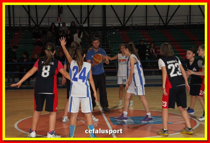 150228 Basket_U13F 056_tn.jpg